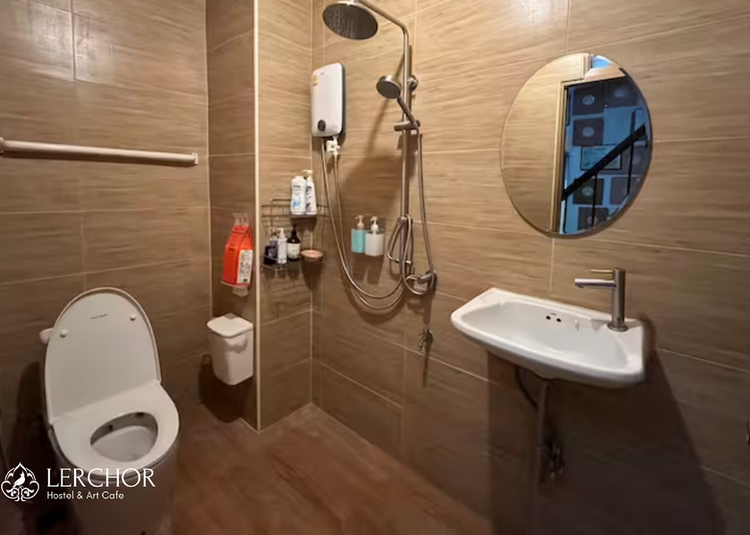 Lamphun Lamphun Double Air Conditioning