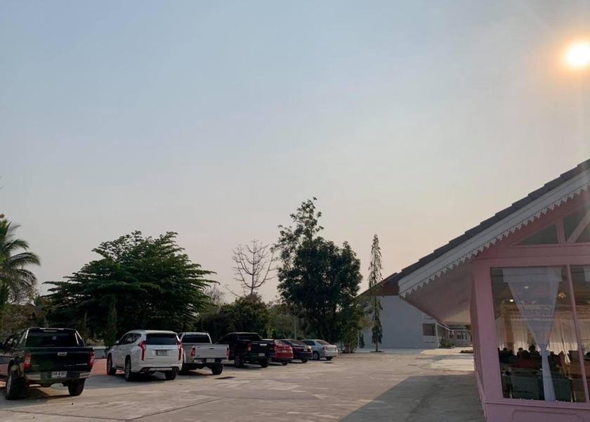 Lamphun Lamphun parking lot