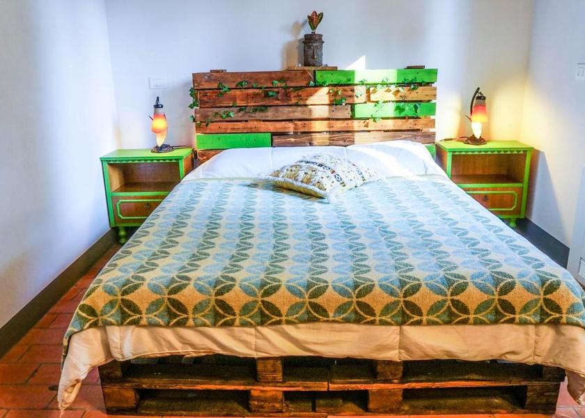 Tuscany Monteverdi Marittimo Double Room with Private Bathroom