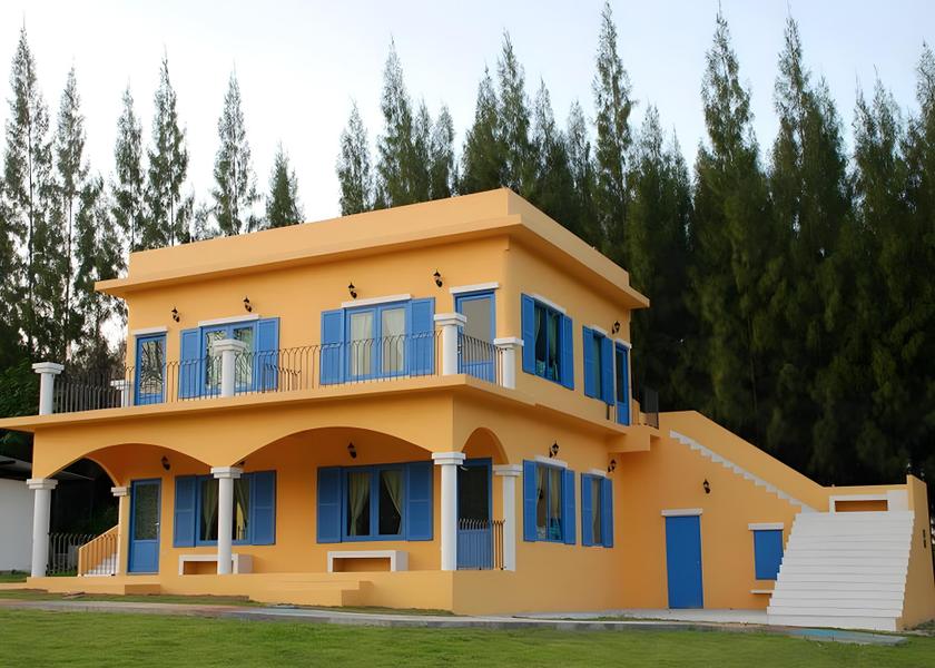Ratchaburi Province Suan Phueng Exterior view