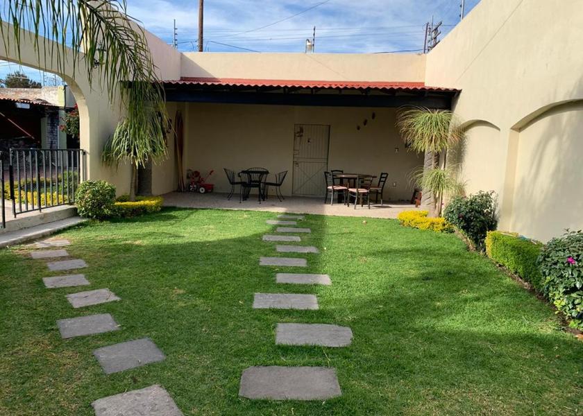 Guanajuato Celaya garden