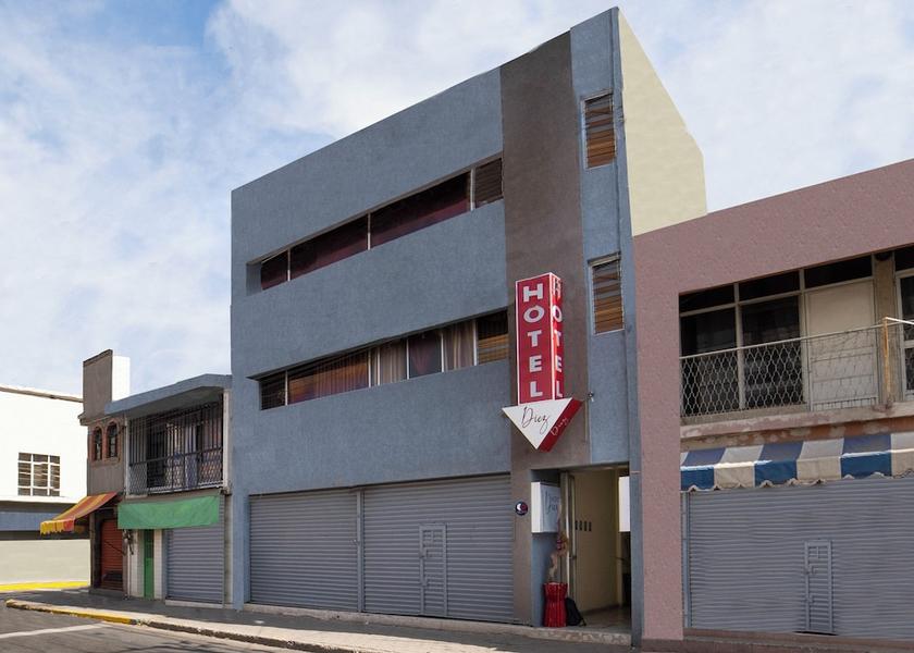 Guanajuato Celaya Front of property