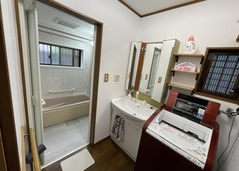 Nara Yoshino Public Areas