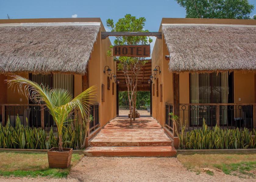 Yucatán Valladolid entrance