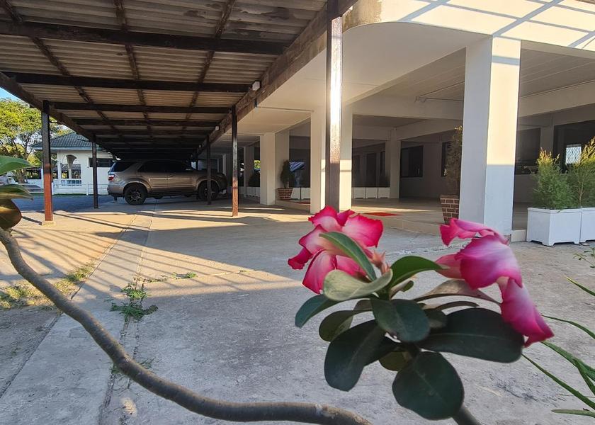  Lam Luk Ka interior view