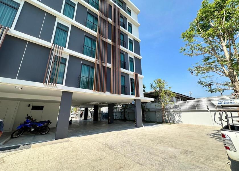 Bangkok Pathum Thani exterior view