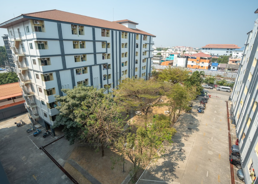 Bangkok Pathum Thani exterior view