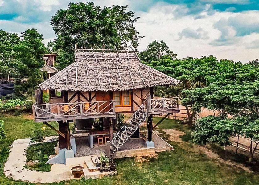 Phayao Province Phayao exterior view