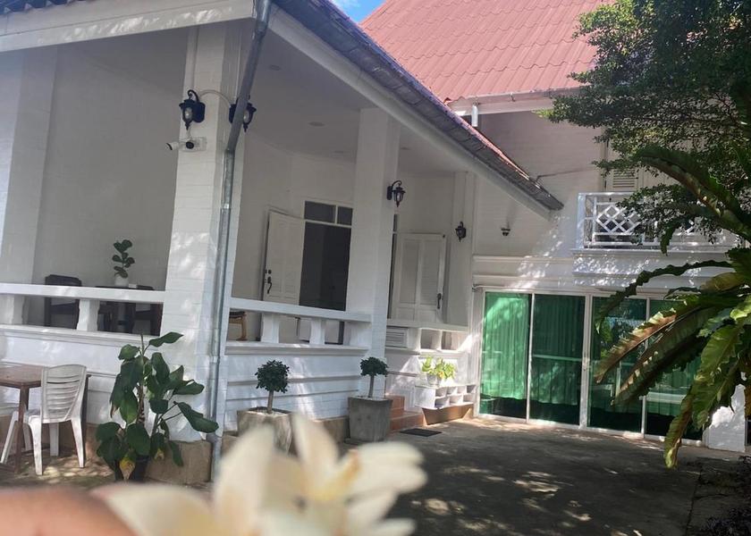 Phayao Province Phayao exterior view
