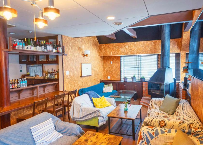 bar/lounge