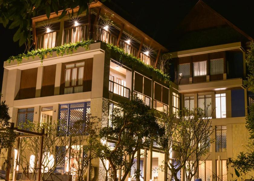 Chiang Mai Province Chiang Dao exterior view