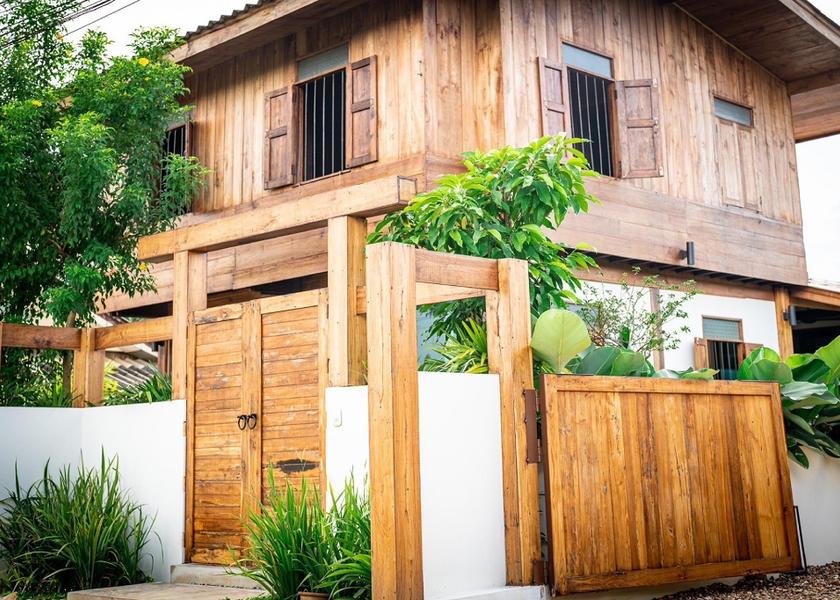 Chiang Mai Province Chiang Dao exterior view