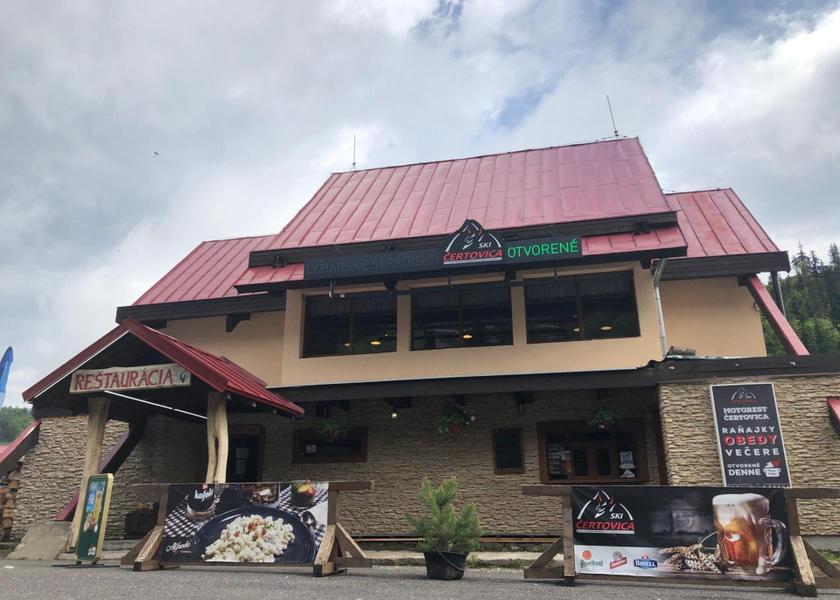  Levoca exterior view