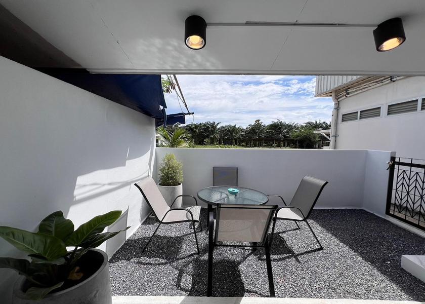 balcony/terrace
