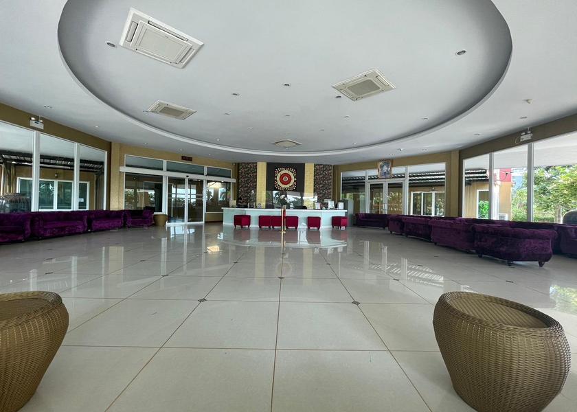 Samut Prakan Province Bang Sao Thong lobby