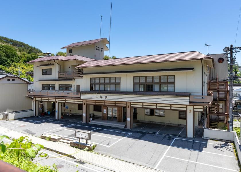 Nagano Kiso Hotel Exterior