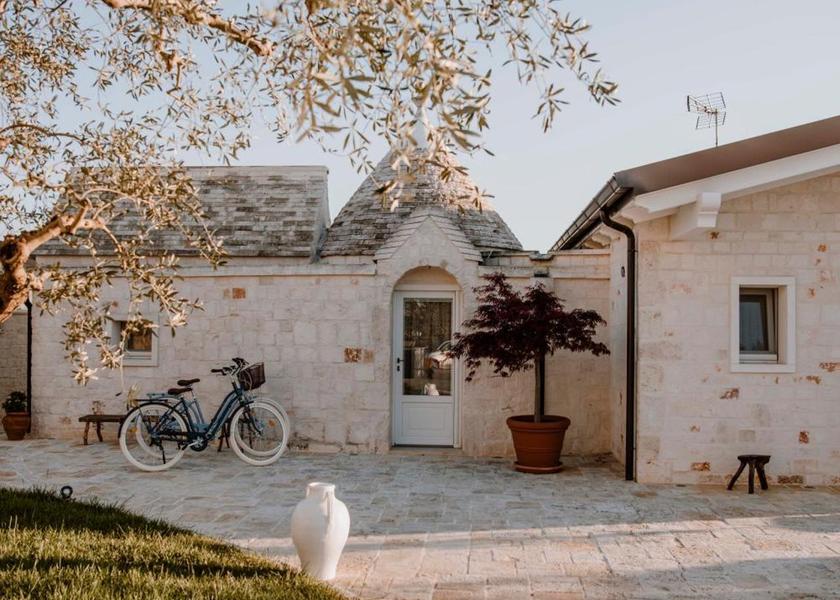 Puglia Noci exterior view