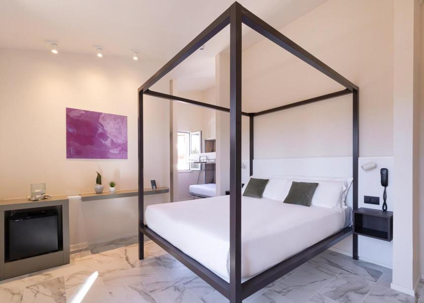 Marche Numana Superior Family Room