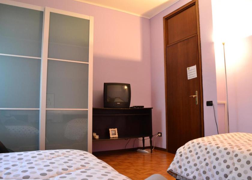 Lombardy Orio Al Serio Twin Room with Private External Bathroom