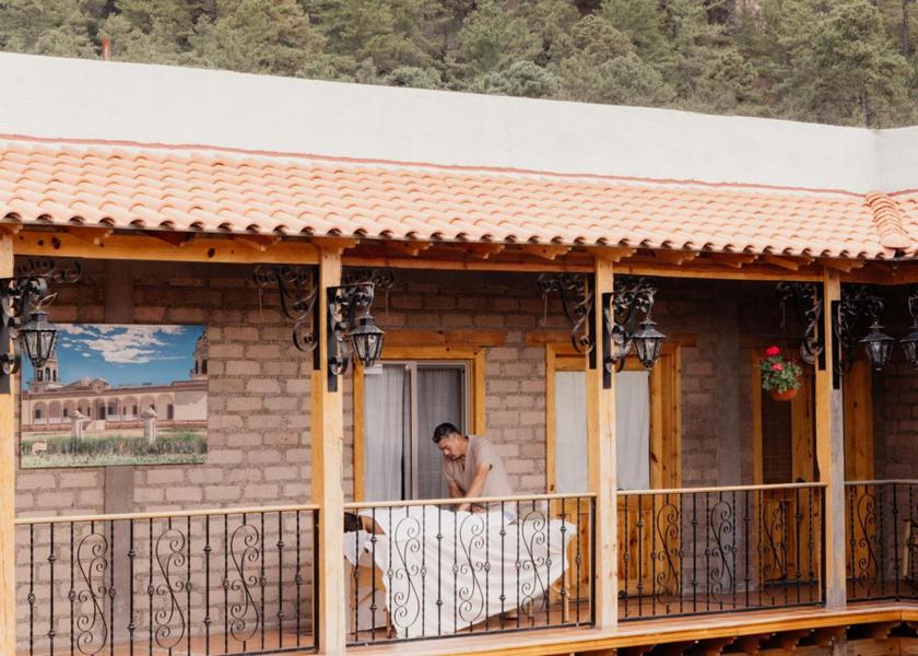 Chihuahua Bocoyna balcony/terrace
