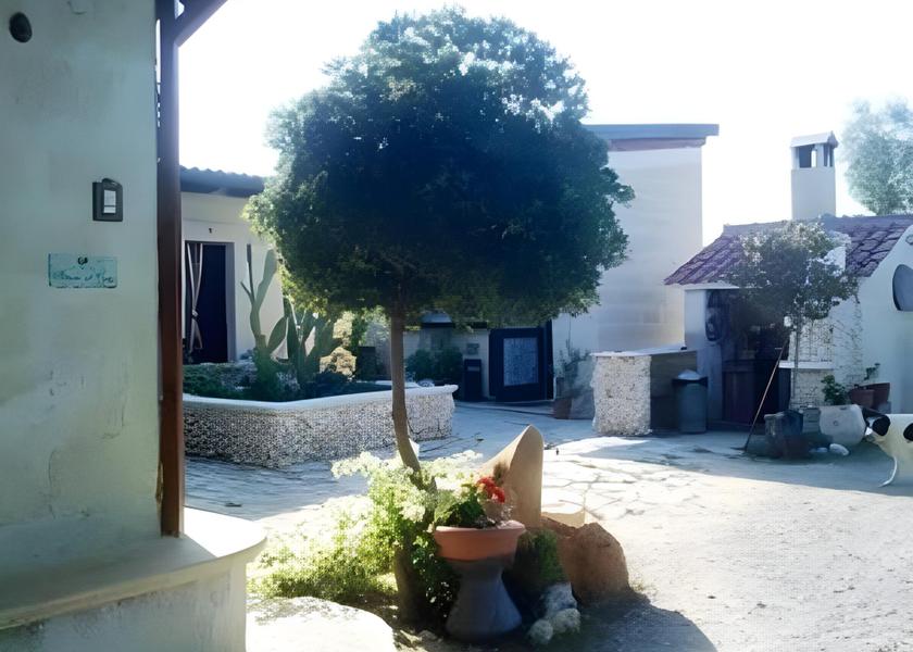 Puglia Palagiano exterior view