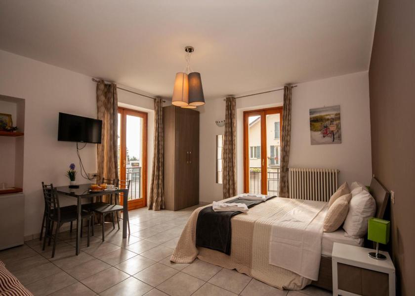 Piedmont Pettenasco Deluxe Queen Studio 