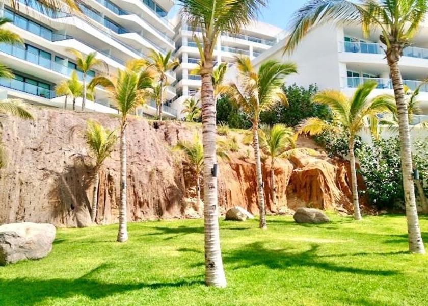 Nayarit Bucerías garden