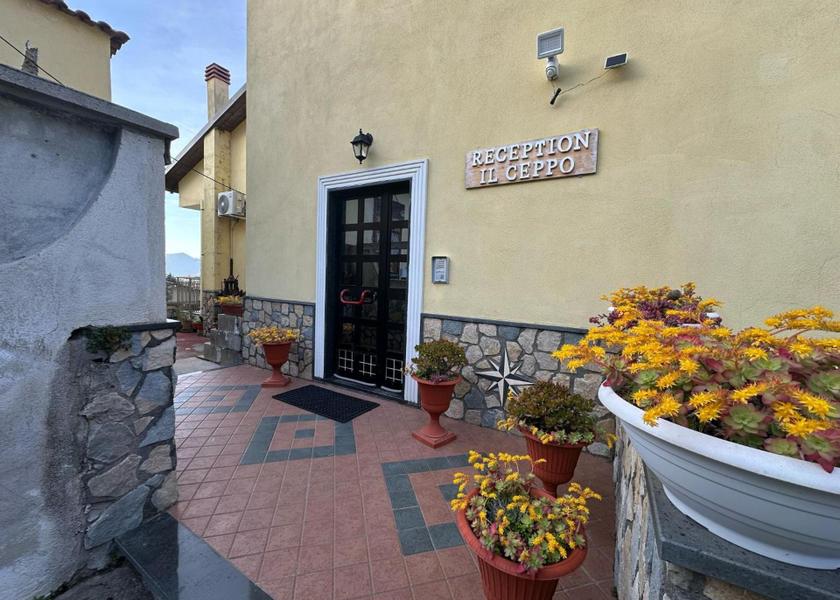 Campania Pimonte exterior view