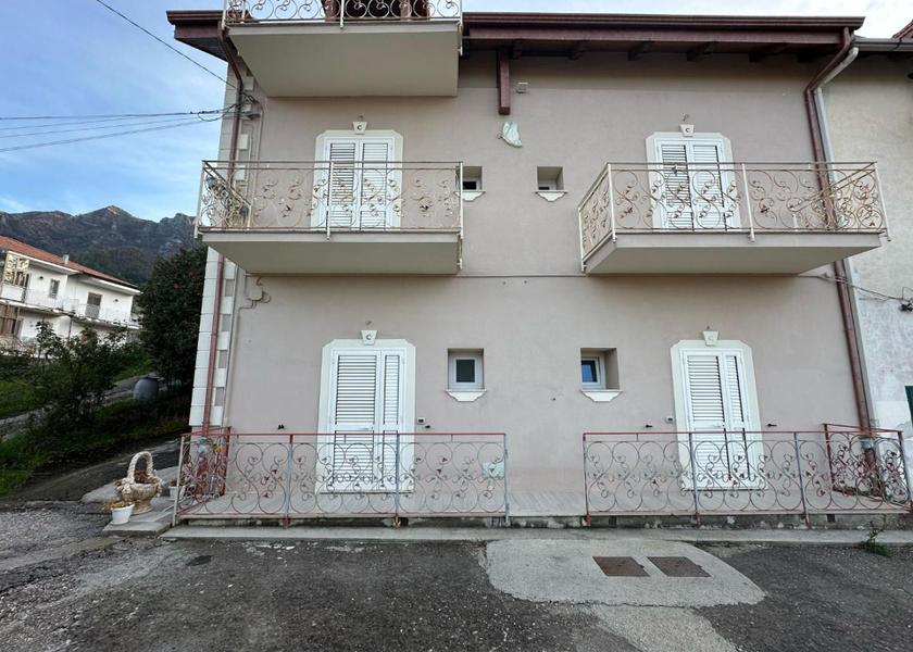 Campania Pimonte exterior view