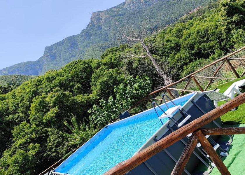 Campania Pimonte Pool