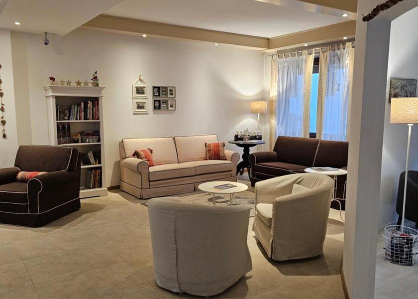 Trentino-Alto Adige Pinzolo lobby