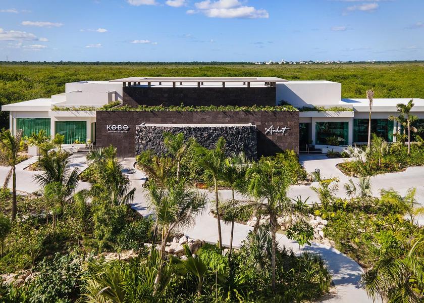 Quintana Roo Puerto Morelos exterior view