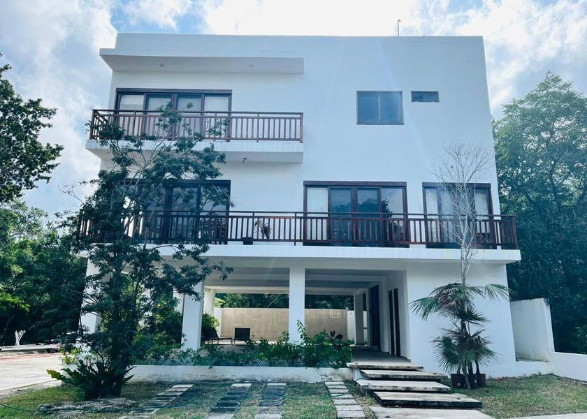 Quintana Roo Puerto Morelos exterior view