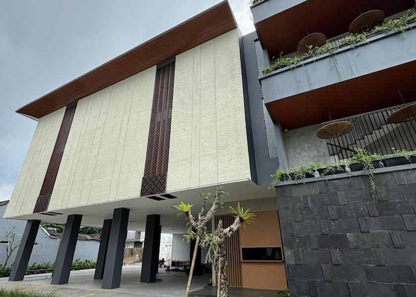 Special Region of Yogyakarta Depok Front of property