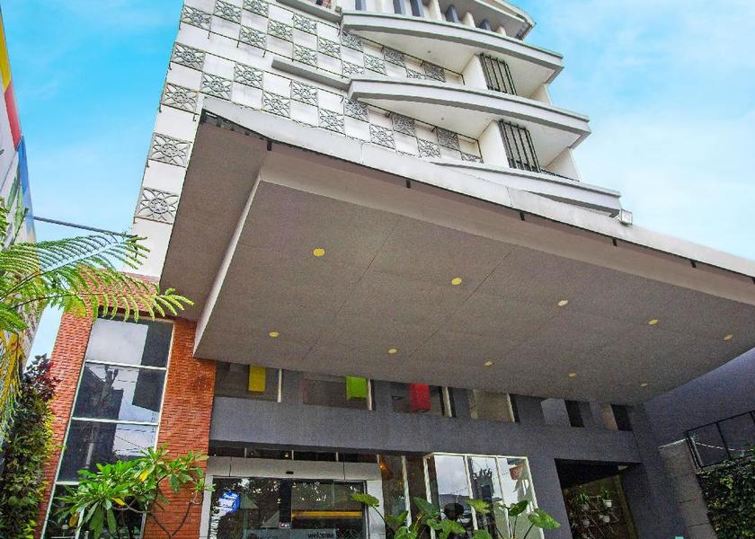 Special Region of Yogyakarta Depok Hotel Exterior