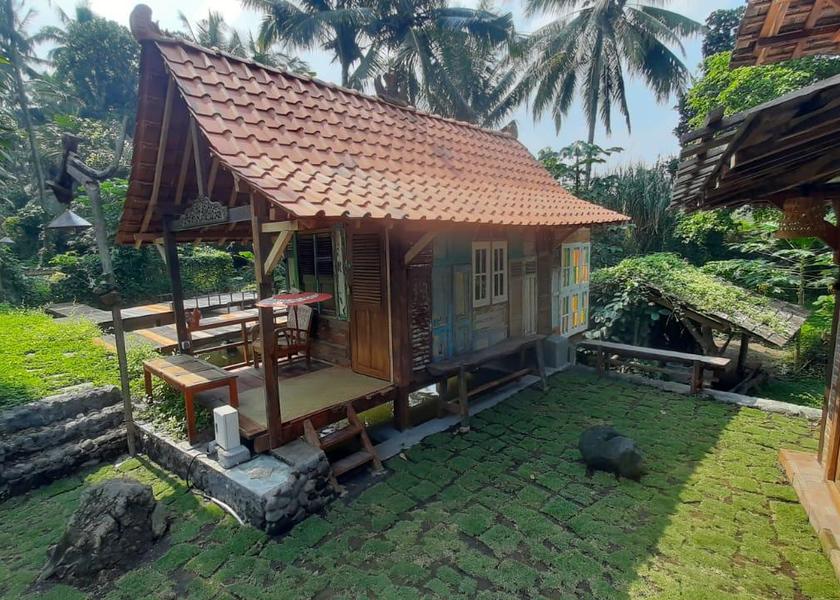  Yogyakarta Hotel Exterior