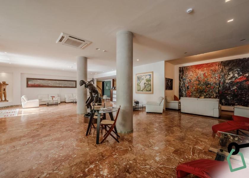 Liguria Portovenere lobby