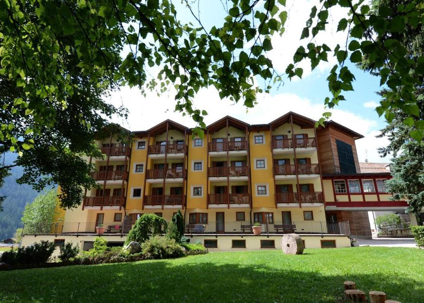 Trentino-Alto Adige San Giovanni di Fassa entrance