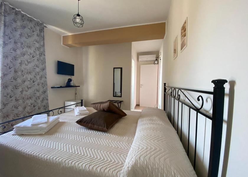 Calabria Praia a Mare Double Room with Private Bathroom