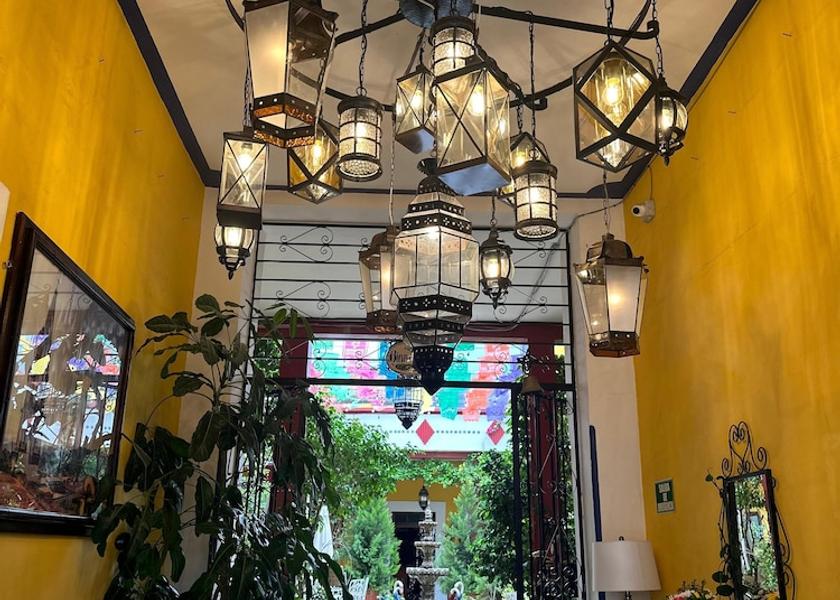 Jalisco Mascota Interior entrance