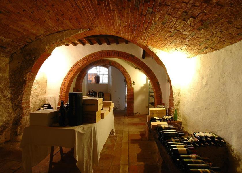 shared lounge/tv area