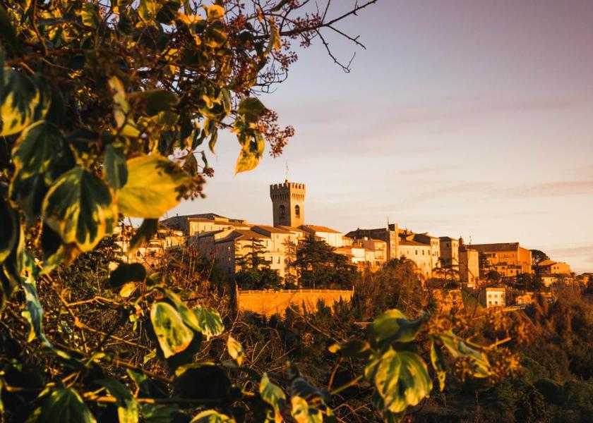 Marche Recanati surrounding environment