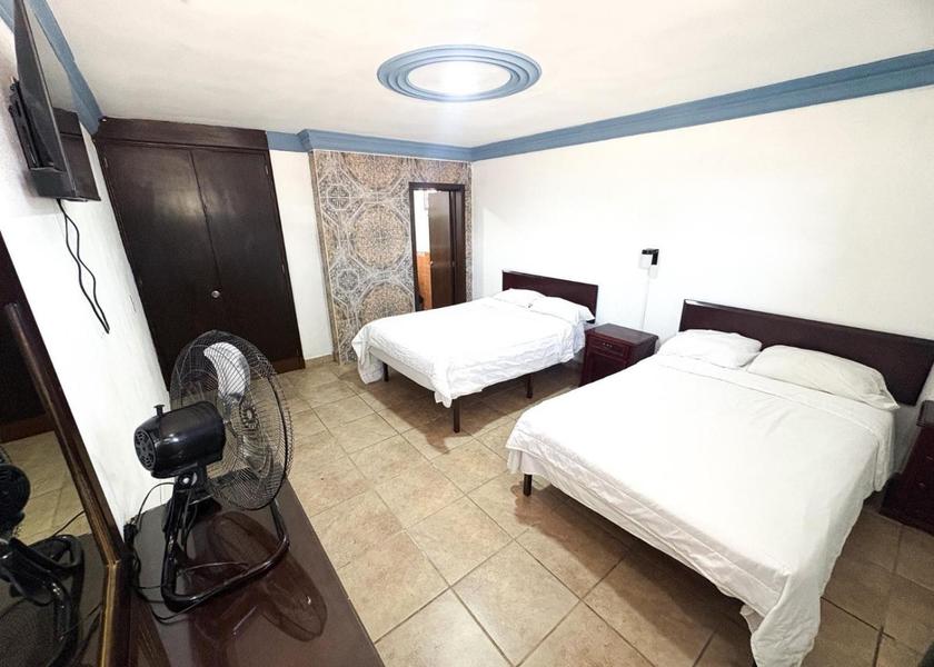 Guanajuato Silao Double Room with Two Double Beds