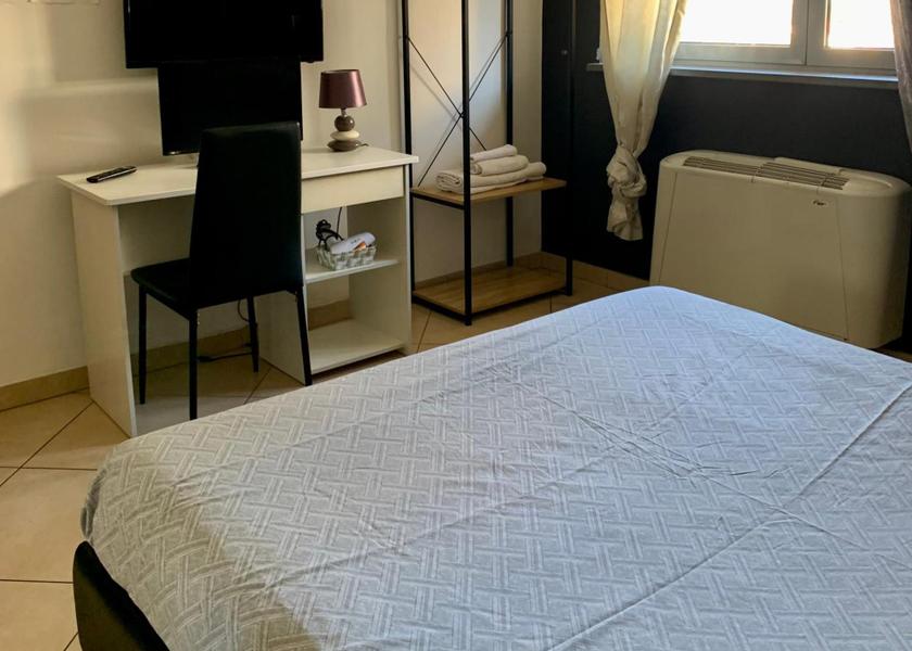 Calabria Rende Double Room with Private Bathroom