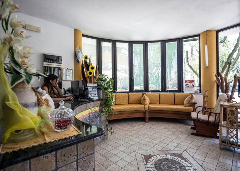 Calabria Ricadi lobby