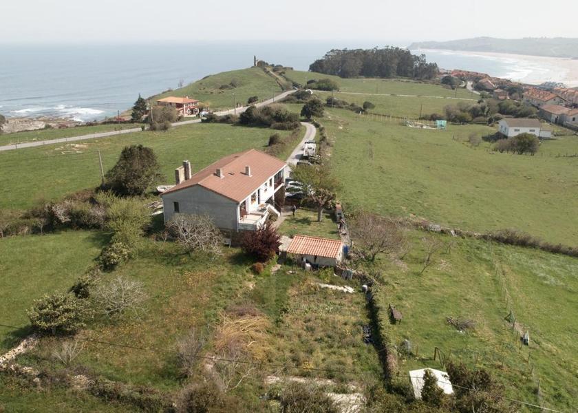 Cantabria San Vicente de la Barquera exterior view
