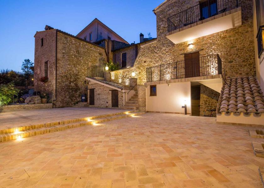 Abruzzo Roseto degli Abruzzi entrance