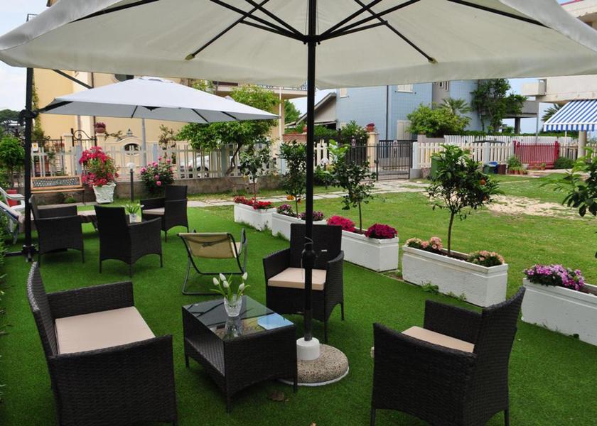 Abruzzo Roseto degli Abruzzi garden