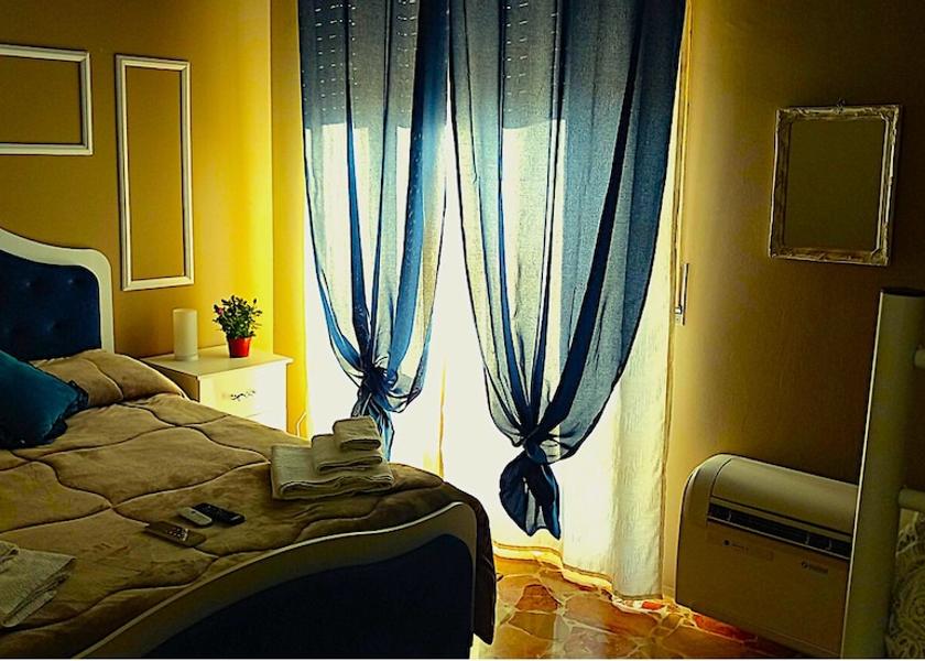 Lombardy Rota d'Imagna Room