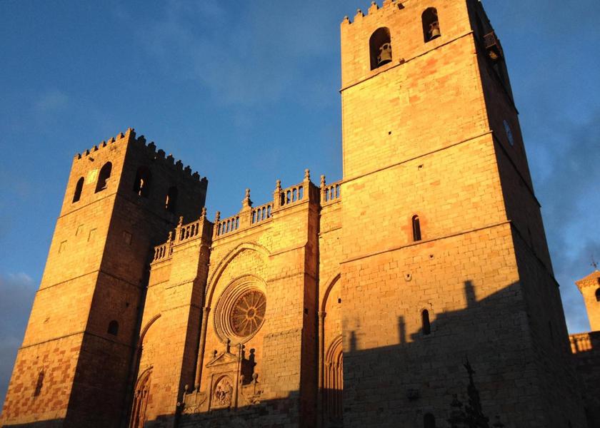 Castilla - La Mancha Siguenza exterior view